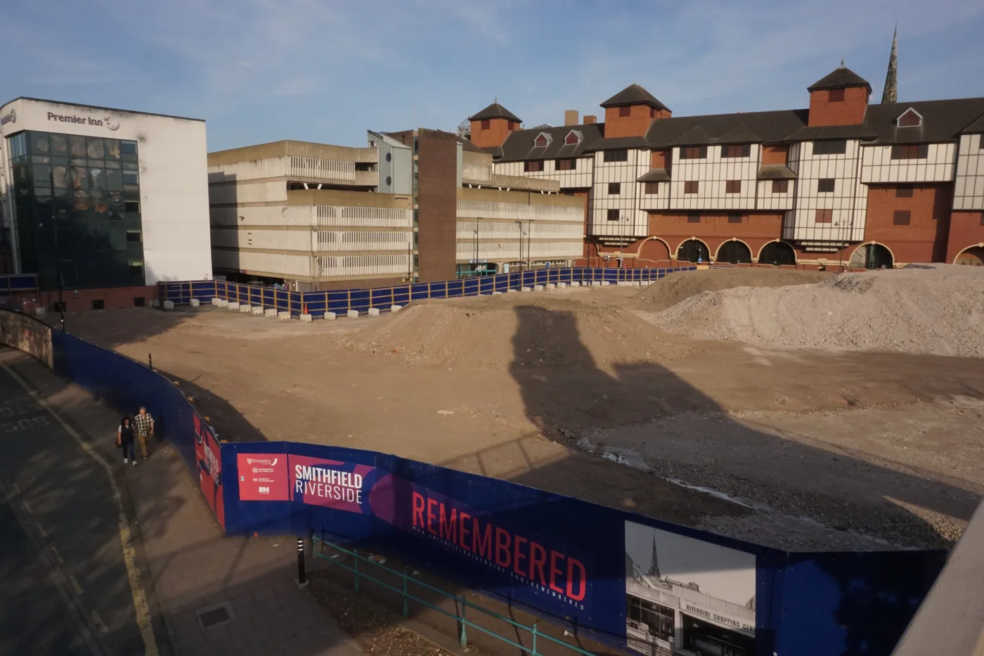 The cleared Riverside site in Shrewsbury in 2025. Outline permission for the plots behind the hoardings was granted in April 2025 and the park on it is due to open in December 2026